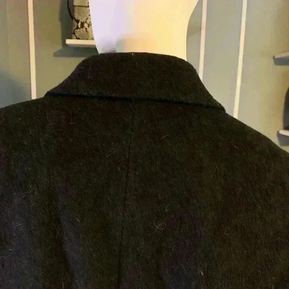 Jos A. Bank - Picture 9 of 13